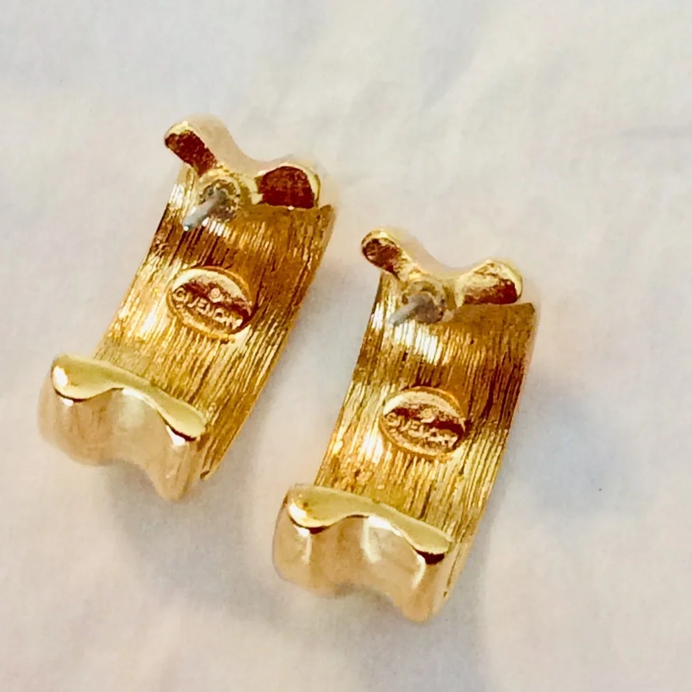 Givenchy Half Loop Earrings - Picture 3 of 8